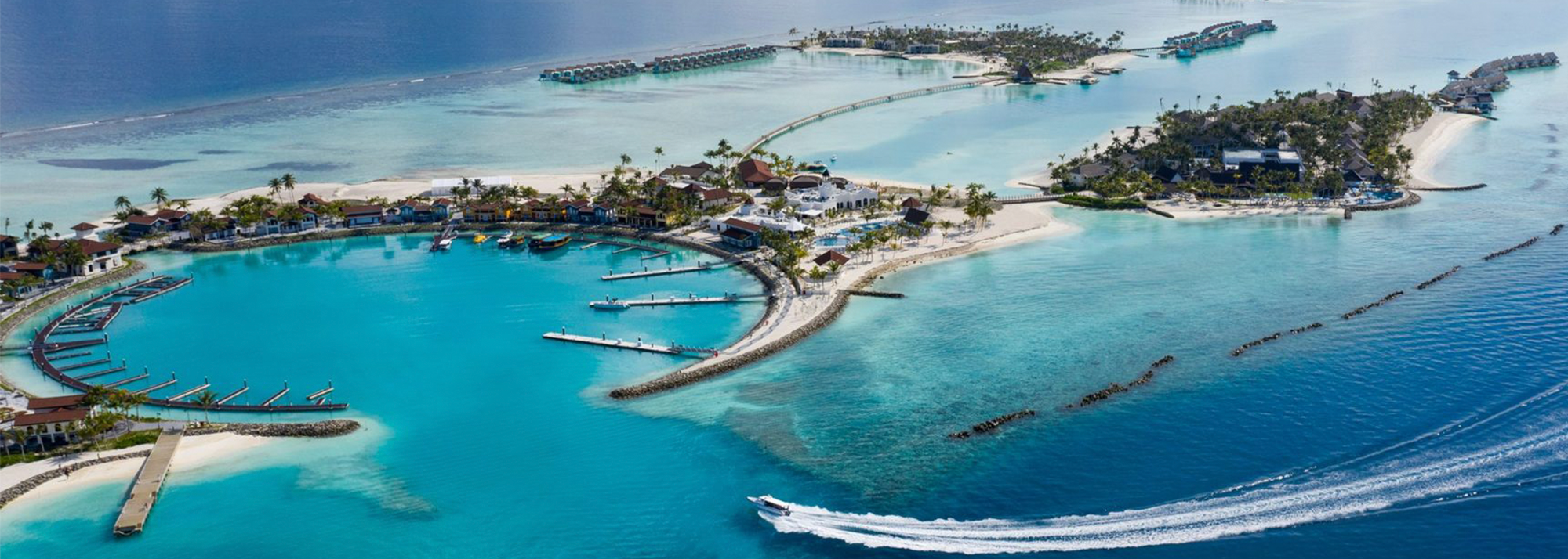 How to combine a luxury Maldives holiday with a party