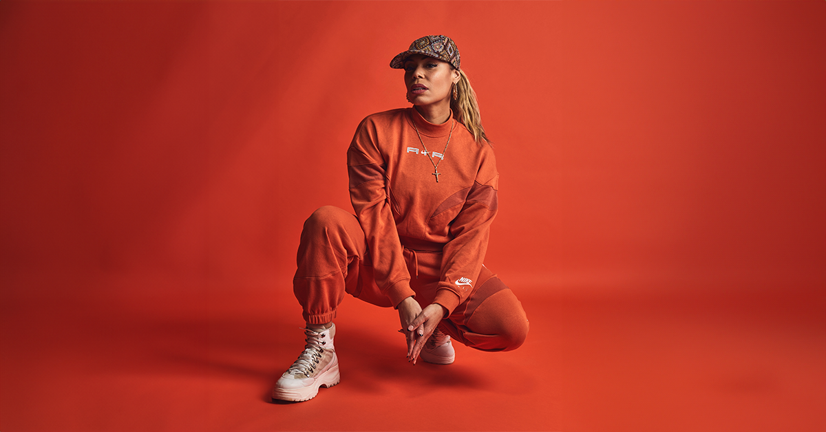 Five Mins with: Alex Mills